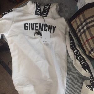 Givenchy Paris Hoodie!